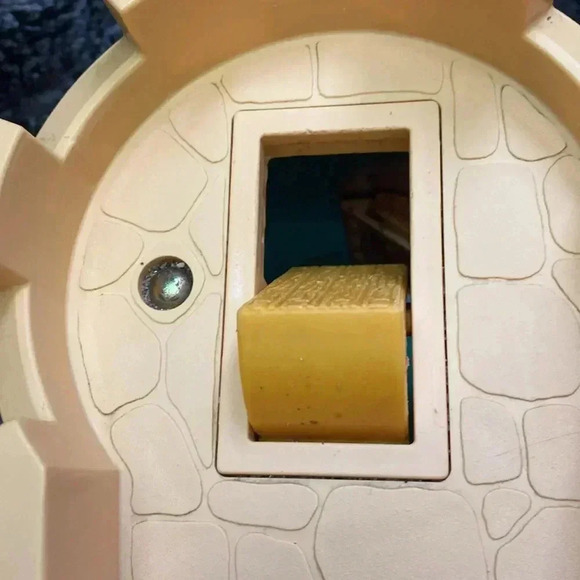 Vintage Fisher Price Little People #993 PLAY FAMILY CASTLE - Picture 16 of 16